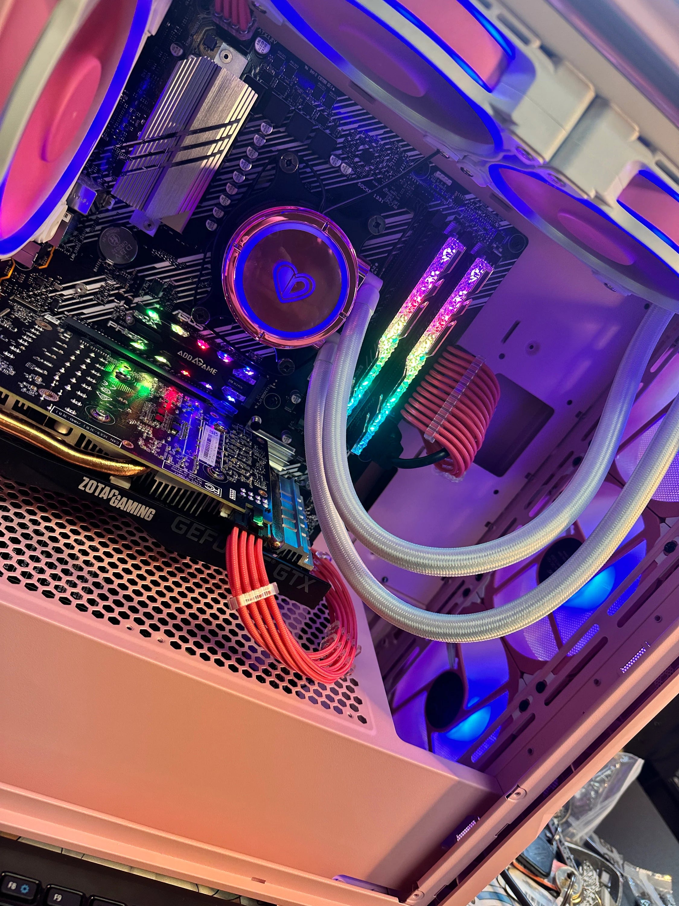 Computer A Pink One The Intermediate Evelynne ® - The Original Pink Gaming Computer ...