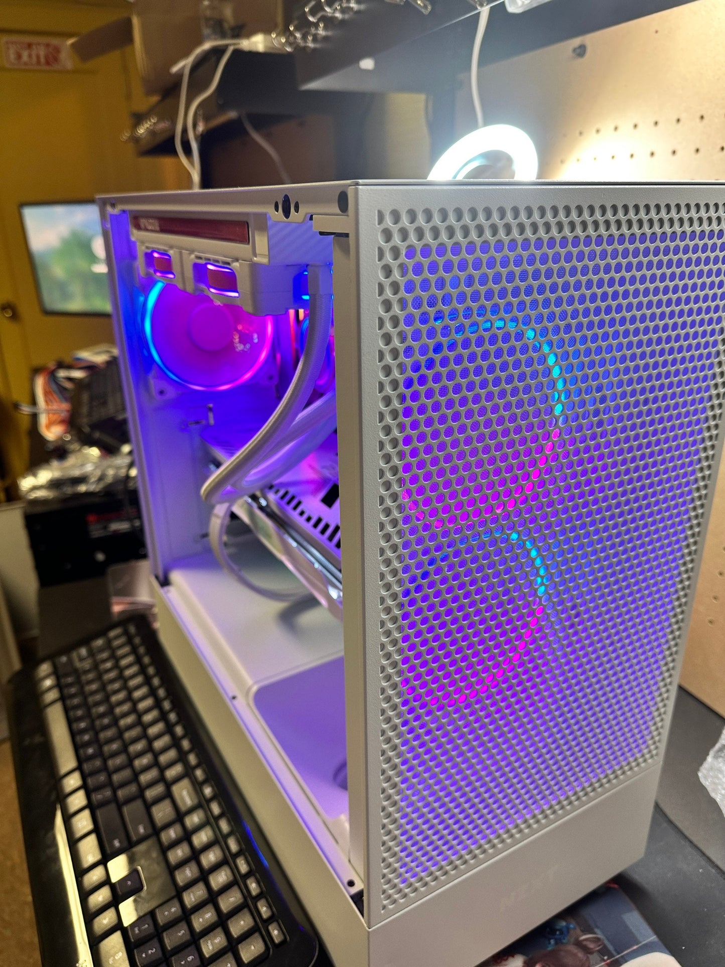 Ready To ship - Willow - The Mid sized Pre Built Gaming Computer - in an NZXT Flow Case - With RGB Streamers
