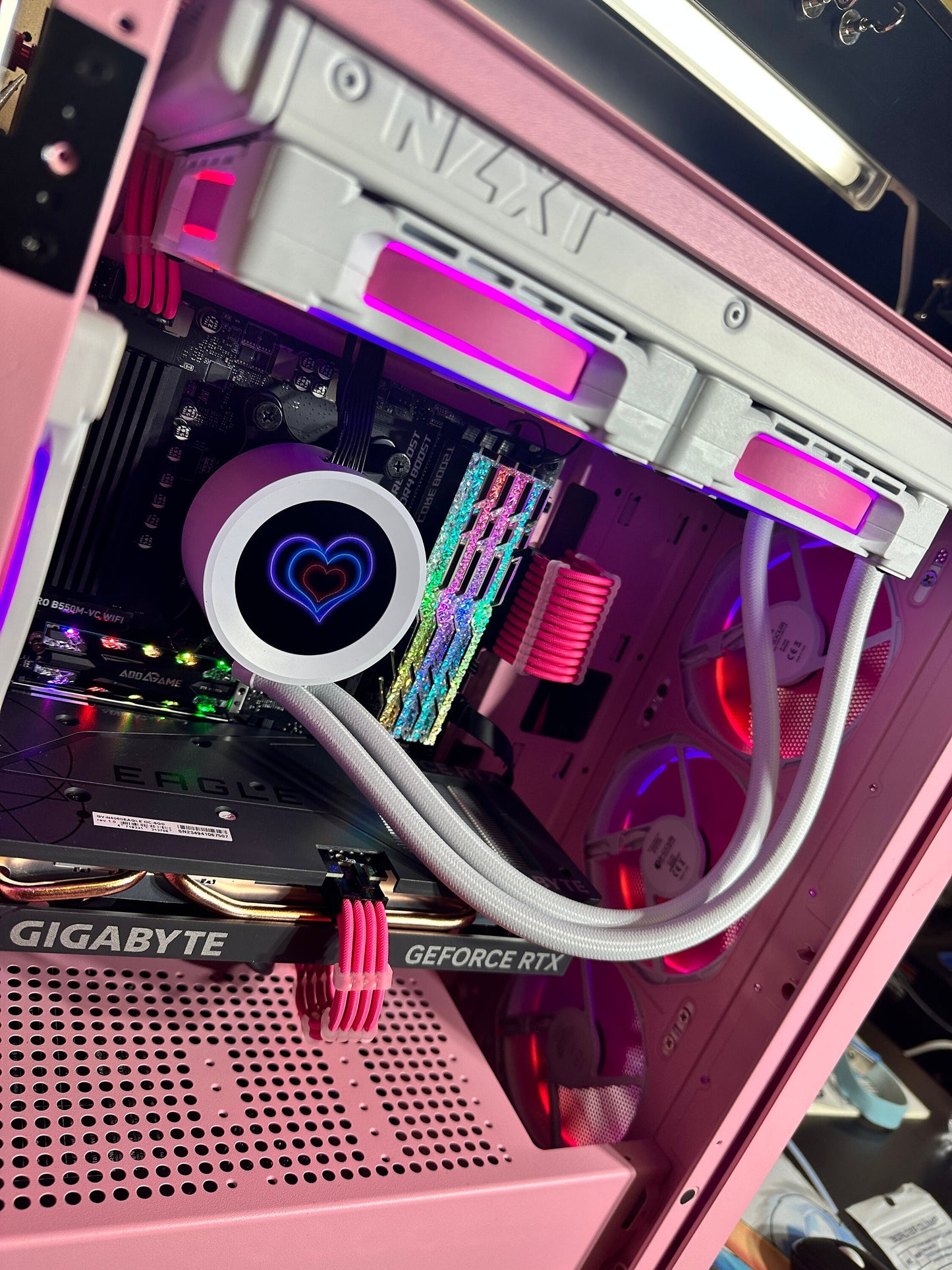 Abby - Lcd nzxt - Mid Sized Tower - Coming Soon!!!
