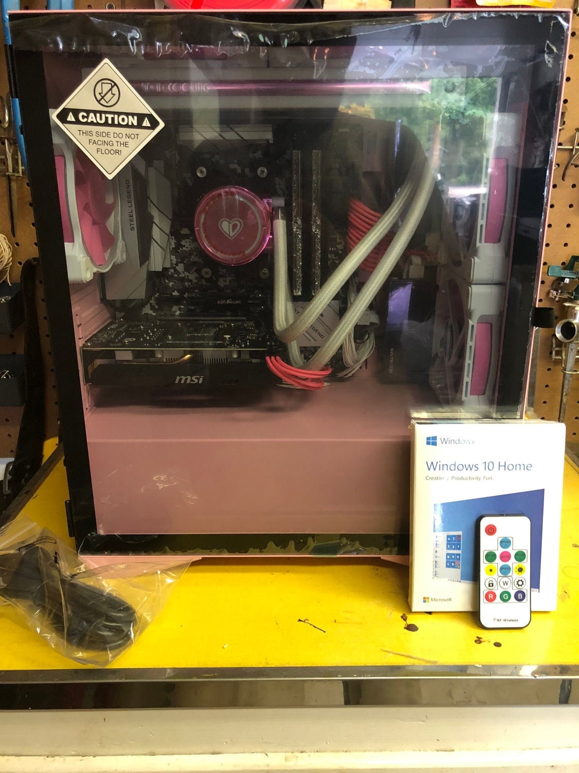 Original Evelynne ® - The Pink Gaming Computer - Pink PC