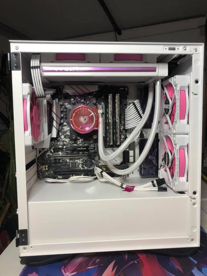 Original Evelynne ® in WHITE - The Pink Gaming Computer - Pink PC